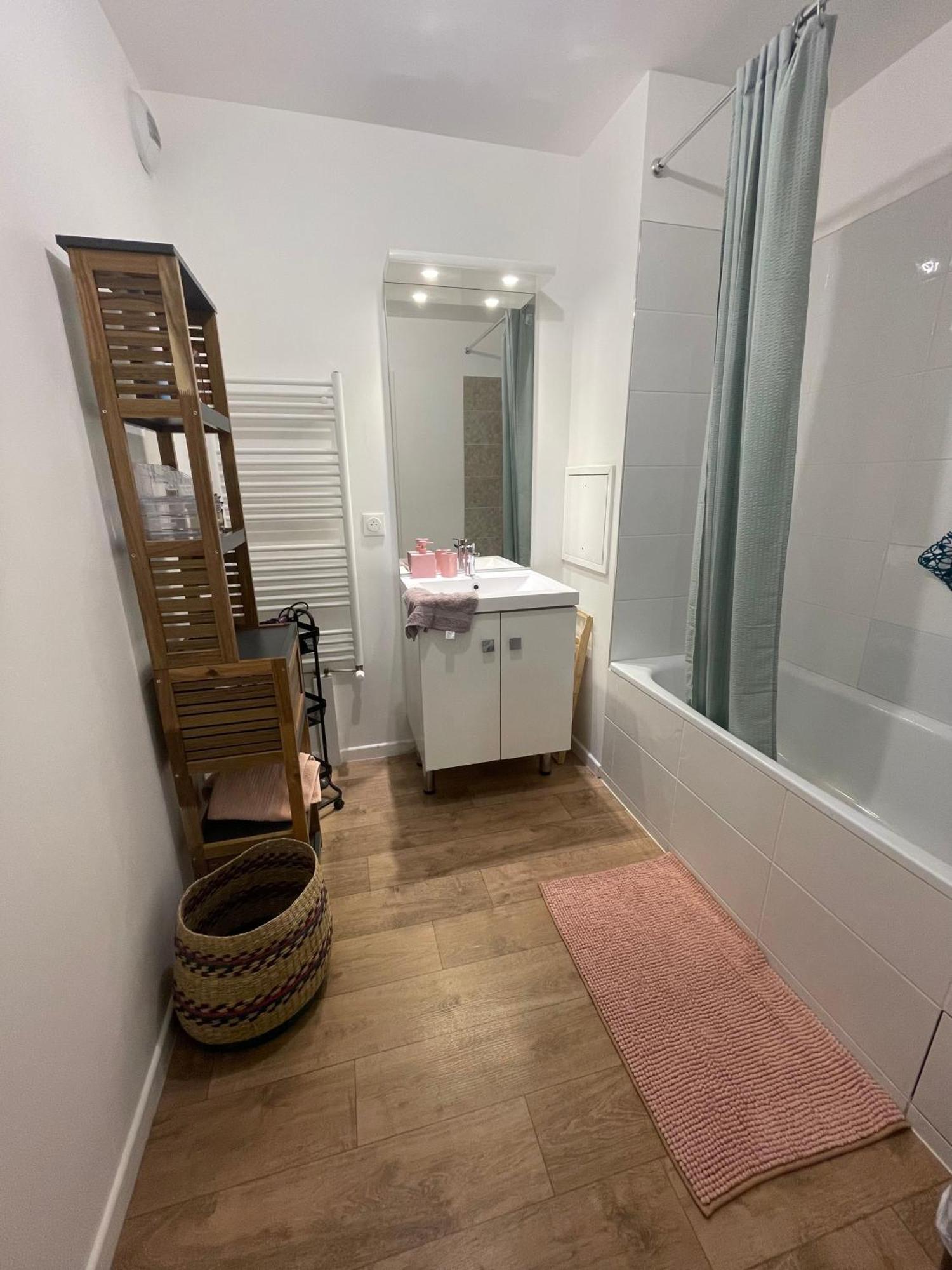 Prego , Cosy Flat Next To Disneylandparis Chanteloup-en-Brie Zewnętrze zdjęcie